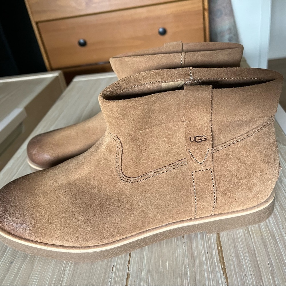 UGG tan leather boots